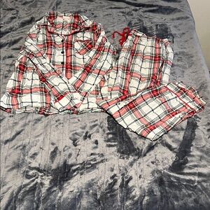 Wondershop Red White Black Plaid Pajama Set
